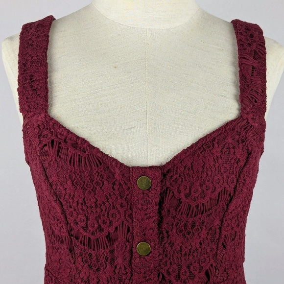 Free People Mini Bodycon Lace Crochet  Sleeveless Sweetheart Neck Wine S NWT - Picture 5 of 12